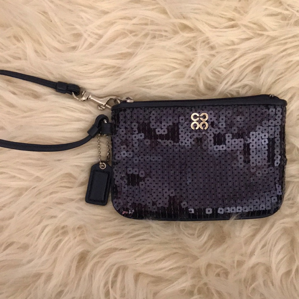 NWOT Coach Signature Navy Sequin Wristlet